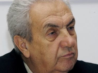 Ο Κοντομηνάς στο... τιμόνι των «4 τροχών»