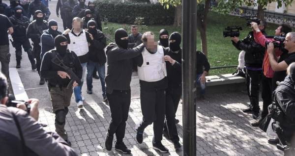 Προφυλακιστέοι οι δύο συλληφθέντες για συμμετοχή στην «Επαναστατική Αυτοάμυνα»