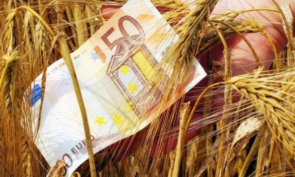 Απαλλάσσονται οι κατ' επάγγελμα αγρότες από το τέλος επιτηδεύματος