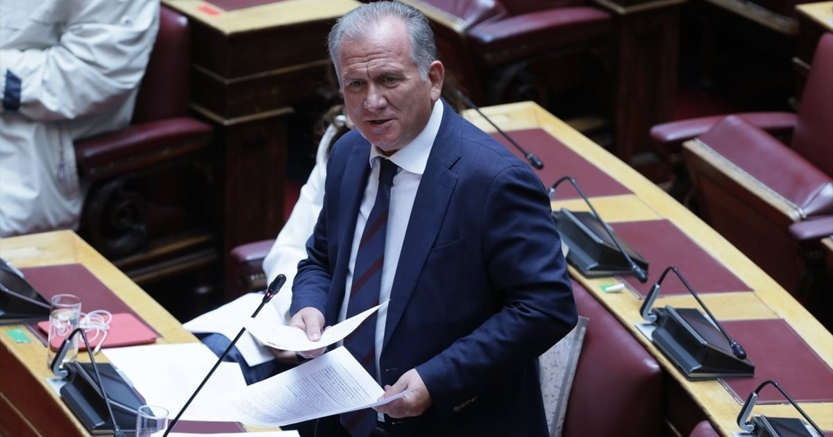 ΠΑΣΟΚ: Πάνω από 400.000 μη-μισθωτοί κινδυνεύουν να μείνουν χωρίς περίθαλψη