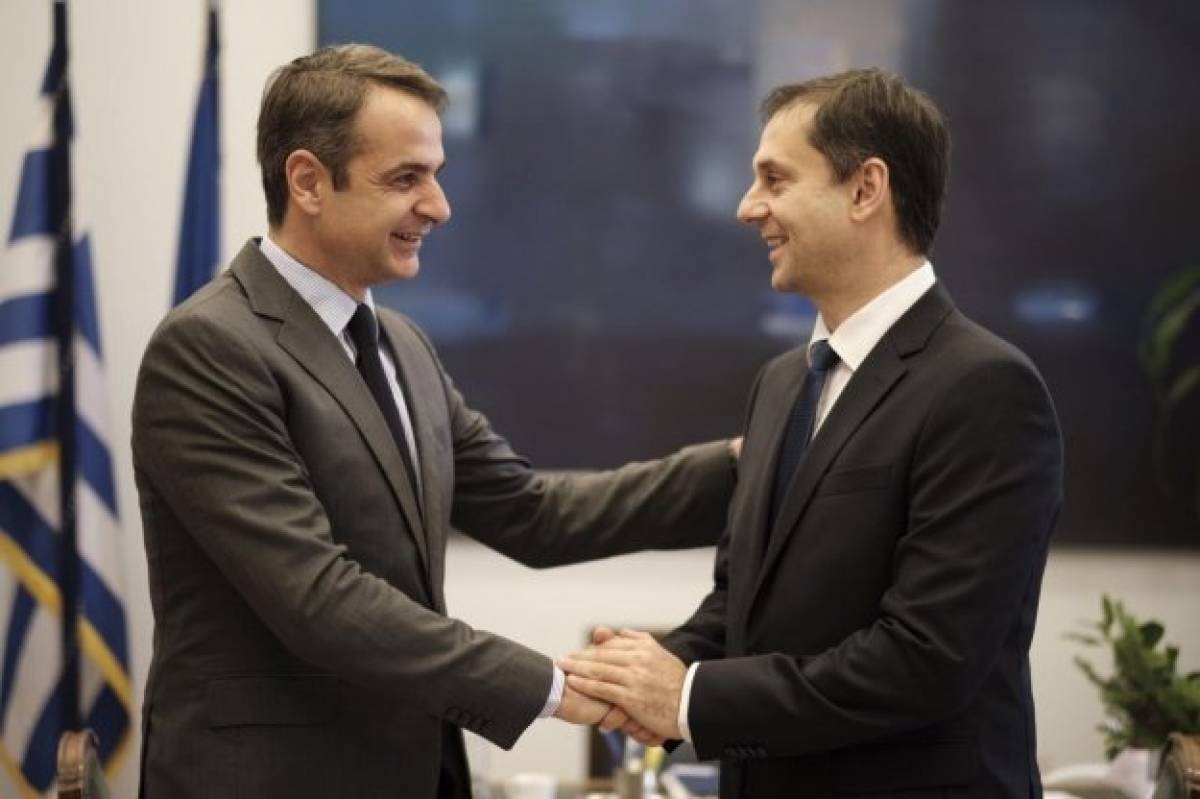 Βγαίνουν ξανά τα…κομπιουτεράκια για τη Συμφωνία των Πρεσπών, ελέω Θεοχάρη