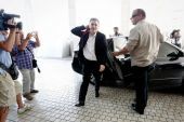 Σε εξέλιξη η πρώτη συνάντηση με τους επικεφαλής των θεσμών