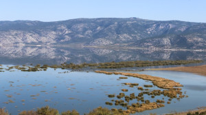 Προειδοποιητικό 112 για έξι χωριά γύρω από τη λίμνη Κάρλα