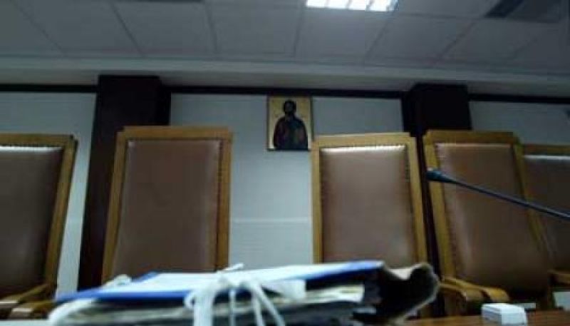 Οργισμένοι δικαστικοί καλούν τους βουλευτές να μην ψηφίσουν τροπολογία για τα αναδρομικά τους
