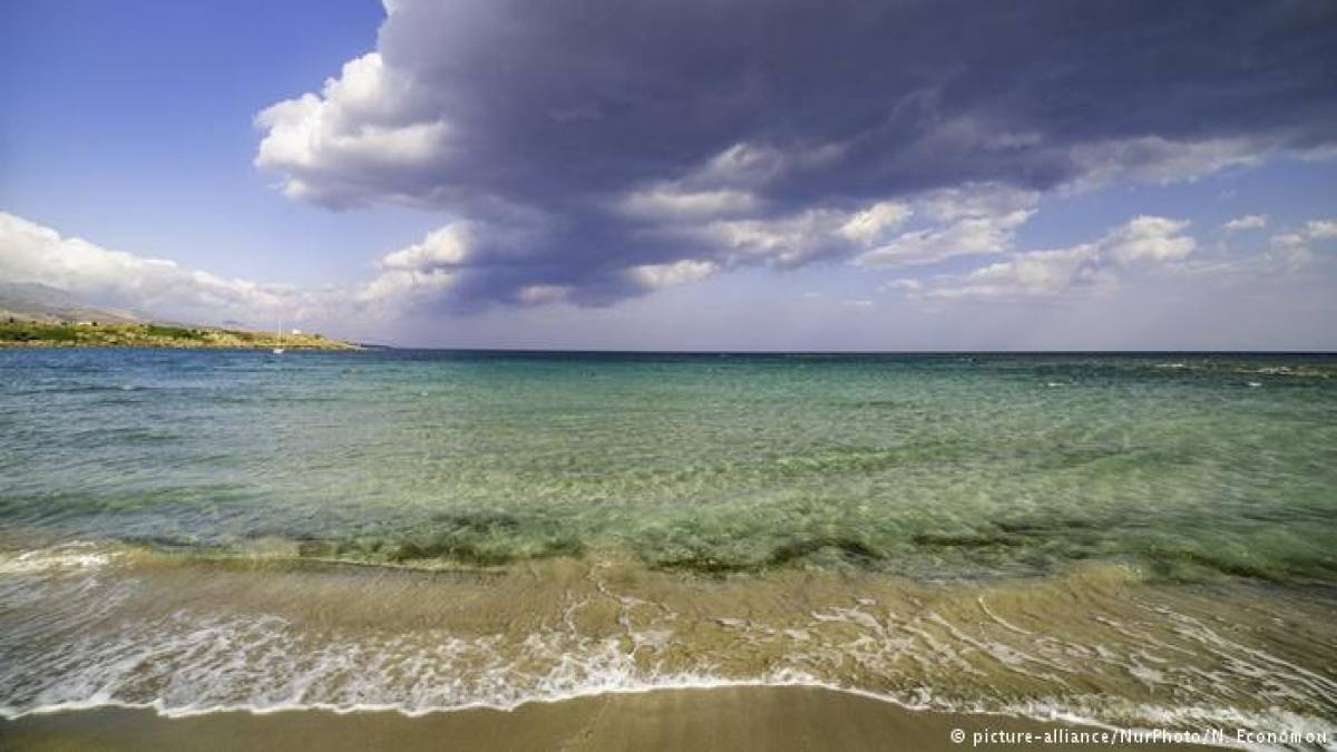 DW: Θα έχει ο ελληνικός τουρισμός την τύχη του Ίκαρου;
