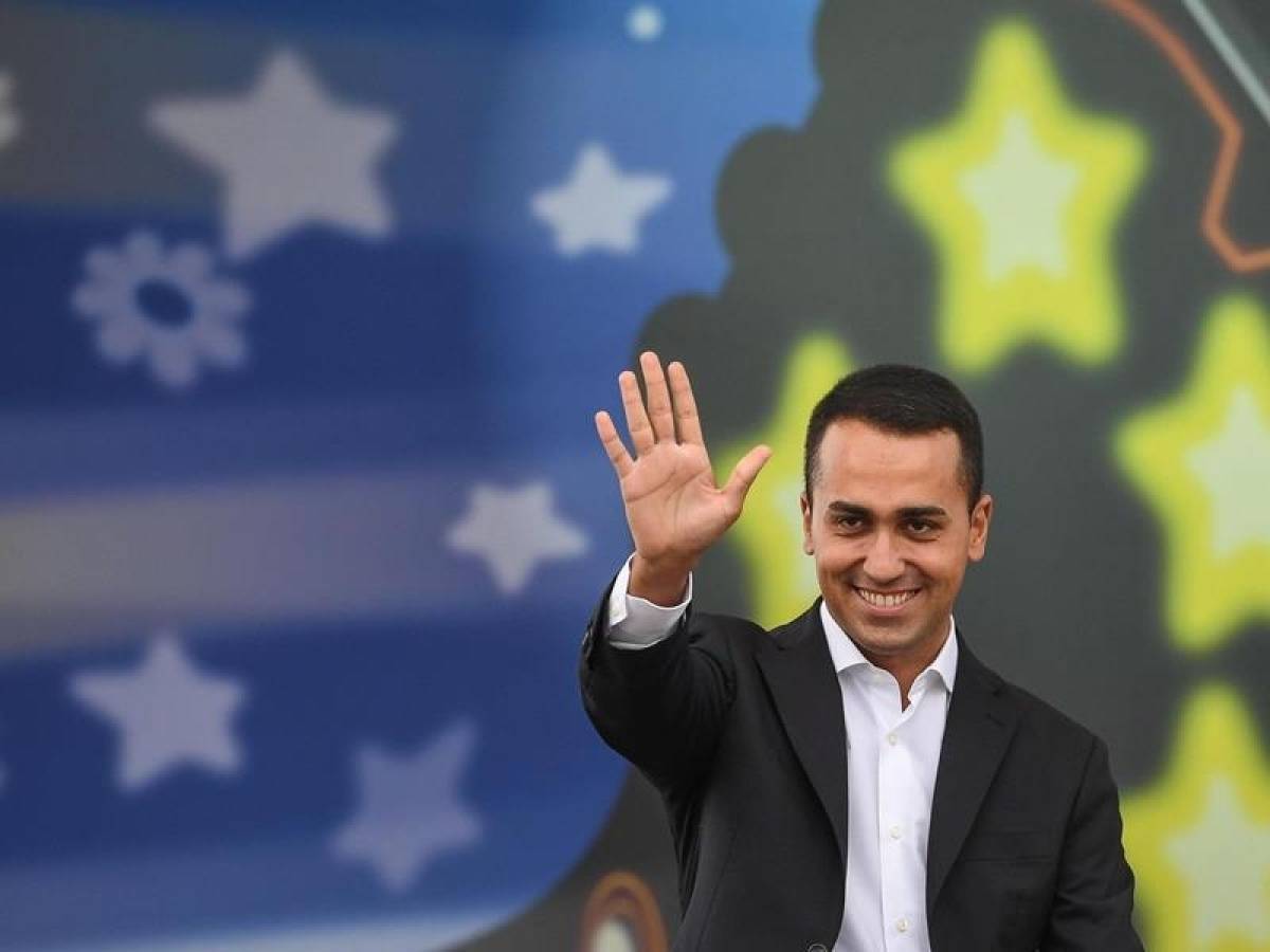 Η ιταλική κυβέρνηση προσπαθεί να πείσει ότι δεν κάνει kolotoumba