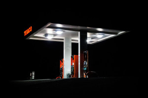 Οι Ρεπουμπλικανοί ξεμένουν από χρόνο για να μειώσουν τις τιμές καυσίμων πριν από τις ενδιάμεσες εκλογές