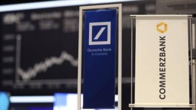 Ανοιχτό σε συγχώνευση Deutsche Bank και Commerzbank το Βερολίνο