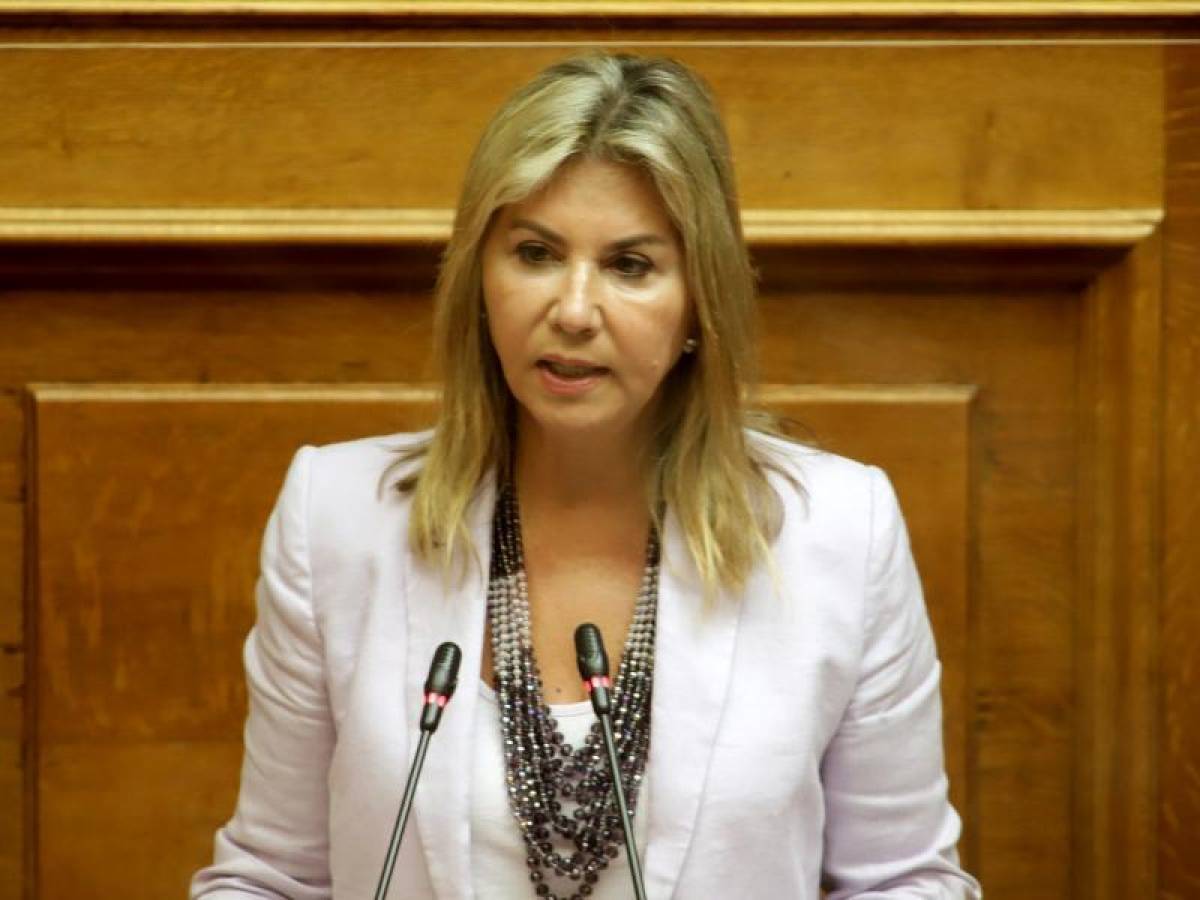 Μακρή: Κλείσιμο σχολείων, μόνο με υπόδειξη των επιστημόνων