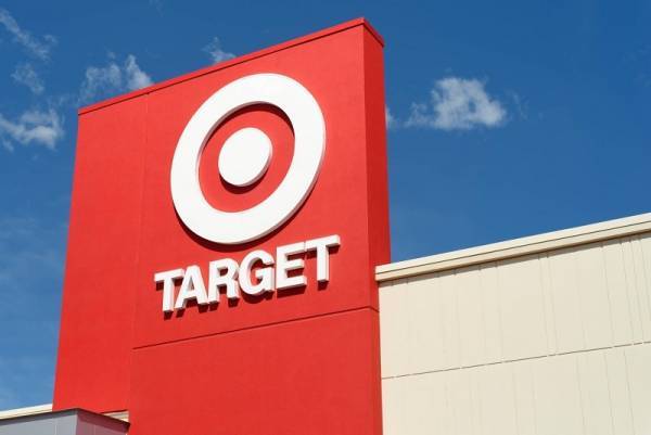 Target: Ξεπέρασαν τις προσδοκίες κέρδη και έσοδα