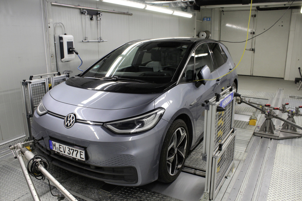 Oι τεχνικοί του ADAC δίνουν εύσημα στο Volkswagen ID.3.