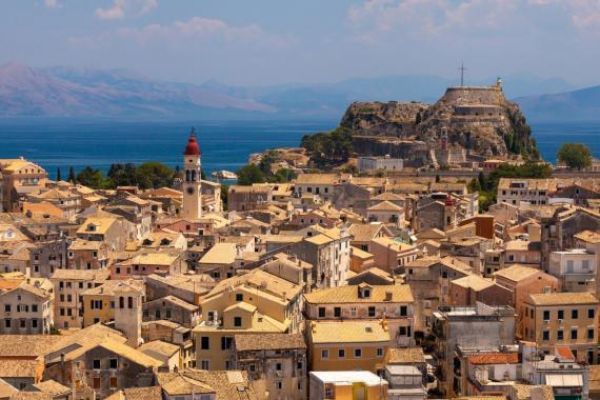 Πάνω από 630.000 ημερήσιοι επισκέπτες κρουαζιέρας αναμένονται φέτος στην Κέρκυρα