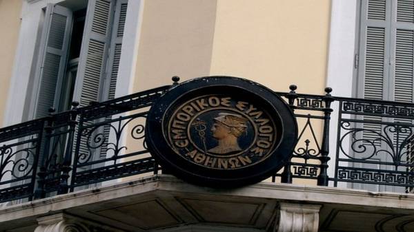 Ο Εμπορικός Σύλλογος Αθήνας αντιδρά στην παράταση του lockdown