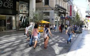 Νέα δημοσκόπηση: Εντείνεται η ανησυχία των πολιτών για την πανδημία