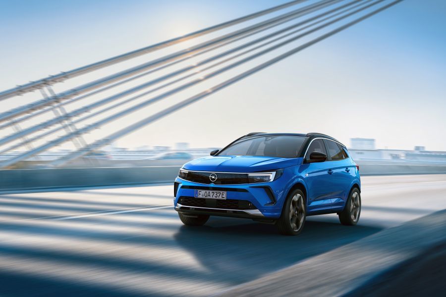 Τι νέο φέρνει το ολοκαίνουργιο Opel Grandland