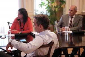 Πρόσκληση Μητσοτάκη για ελληνοαμερικανική συνεργασία στον τομέα της ανώτατης εκπαίδευσης