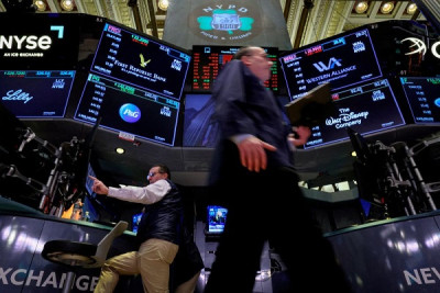 Η χειρότερη εβδομάδα από τον Μάρτιο για τον Dow Jones
