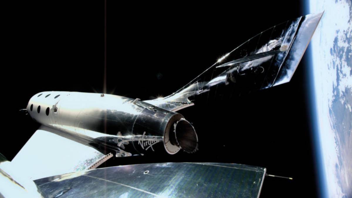 Virgin Galactic: Έλαβε «πράσινο φως» για διαστημικά ταξίδια με επιβάτες