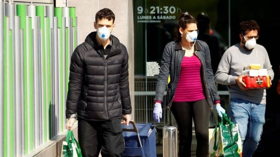 Μπαίνει σε ολική καραντίνα από τη Δευτέρα η Ισπανία