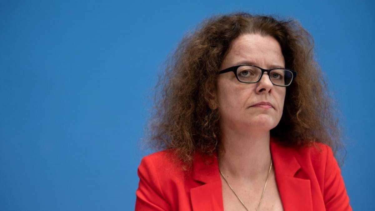 Σνάμπελ (ΕΚΤ): Η τωρινή ύφεση είναι διαφορετική-Αβεβαιότητα για την ανάκαμψη