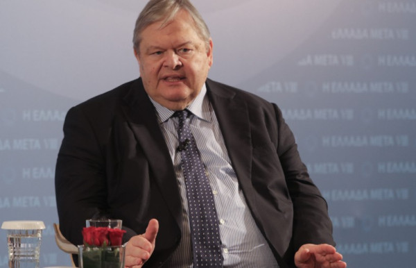 Βενιζέλος: Η Δημοκρατία βρίσκεται σε οριακή δοκιμασία - Τα αυτονόητα δεν θεωρούνται πλέον δεδομένα