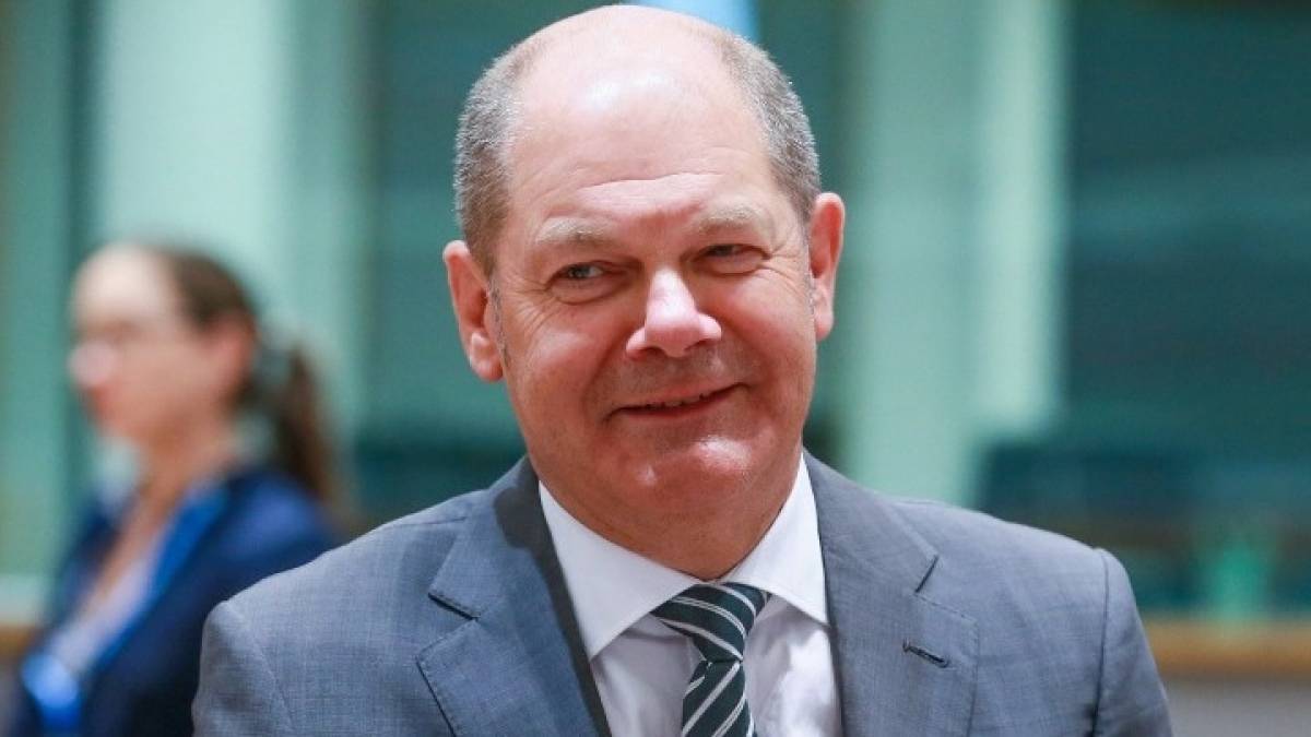Die Zeit: Ο Σολτς υποψήφιος του SPD για την καγκελαρία