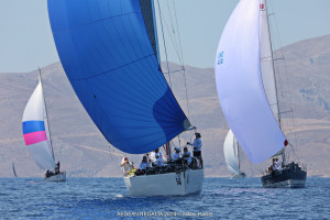 Η Aegean Regatta 2025 με 64 σκάφη ξεκινά το ταξίδι της στο Αιγαίο Πέλαγος