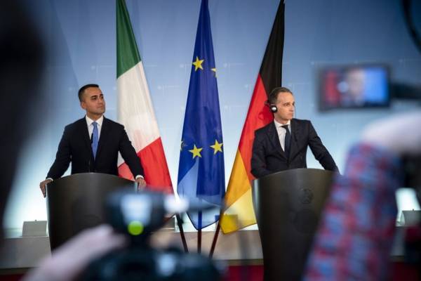 Προσέγγιση Γερμανίας- Ιταλίας με αφορμή Ταμείο Ανασυγκρότησης και τουρισμό