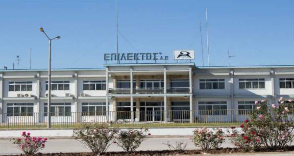 Επίλεκτος: Περιορίστηκαν οι ζημιές σε τριμηνιαία βάση