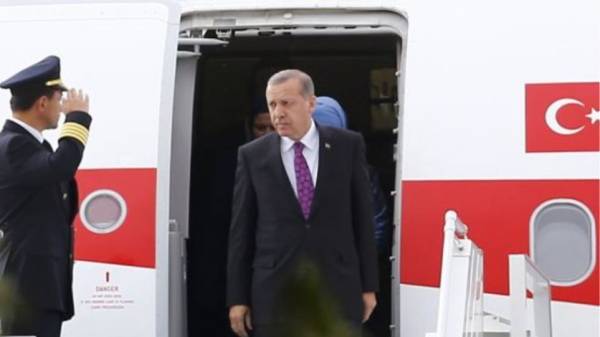 Στη Σερβία με επιχειρηματική ατζέντα ο Ερντογάν