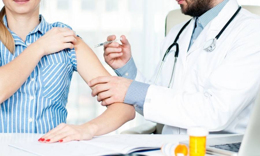 Εμβολιασμοί: Υγειονομική και οικονομική θωράκιση στα χρόνια της πανδημίας