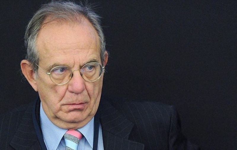 Δεν θα πάει ο Πάντοαν στο Eurogroup