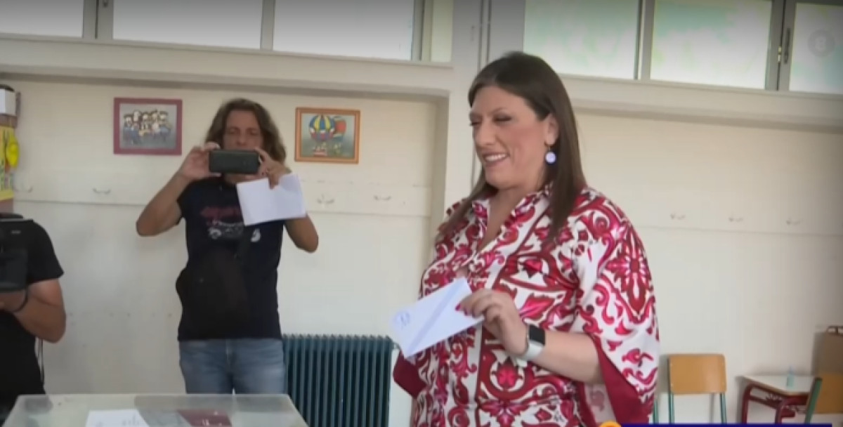 Ψήφισε η Ζωή Κωνσταντοπούλου «με αισιοδοξία, αγάπη και δύναμη»