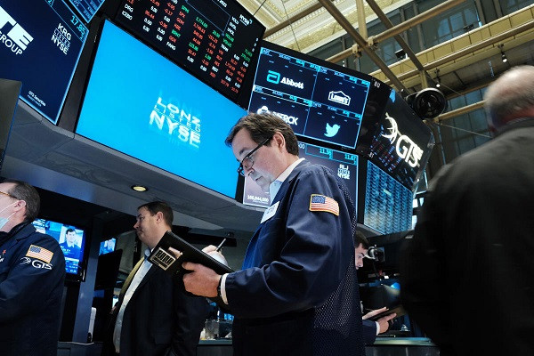 Πειστική η αντίδραση των αγοραστών στη Wall Street-Κέρδη άνω του 2%