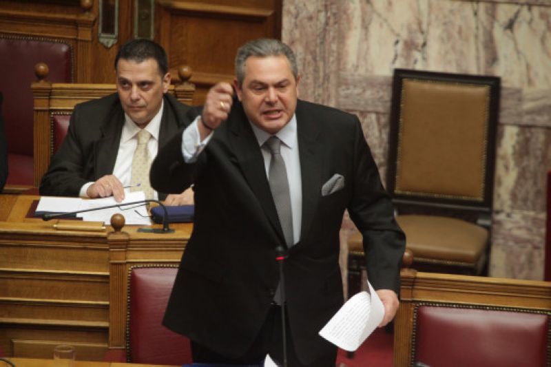 Η ΝΔ ζητεί εξηγήσεις για την επικοινωνία Καμμένου με ισοβίτη