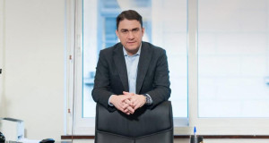 Τσουκαλάς: Ο Μαρινάκης υποτιμά τη νοημοσύνη των πολιτών και ψεύδεται ανερυθρίαστα σε απευθείας μετάδοση