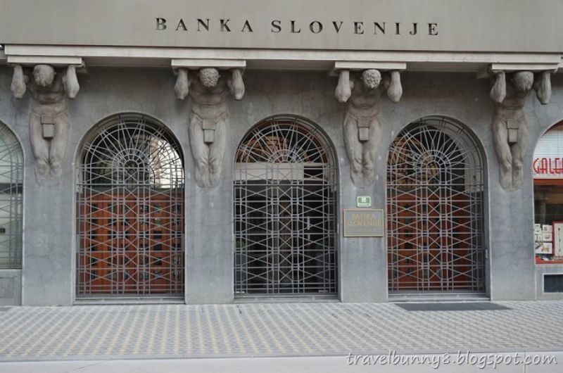 Υπεραμύνεται των χειρισμών του για τις τράπεζες ο Σλοβένος κεντρικός τραπεζίτης