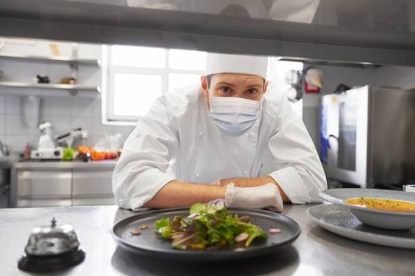ΣΕΒ: 580.000 λιγότερες δουλειές για 5 μήνες-Εγκρίνει το μηχανισμό «ΣΥΝ-ΕΡΓΑΣΙΑ»