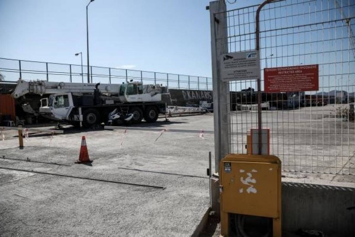 Δραπετσώνα: Συγγενείς του Π.Μαυρίκου οι επιβαίνοντες του αυτοκινήτου που βυθίστηκε
