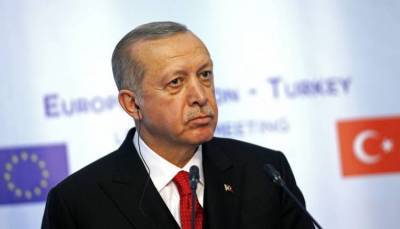 Ερντογάν:Να το σκεφτούν καλά οι ΗΠΑ πριν μας επιβάλλουν κυρώσεις