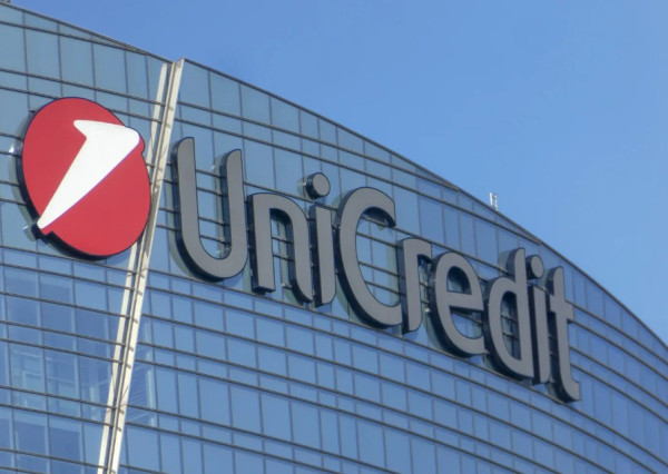 Πρόταση εξαγοράς 35 δισ. ευρώ της Commerzbank από την UniCredit