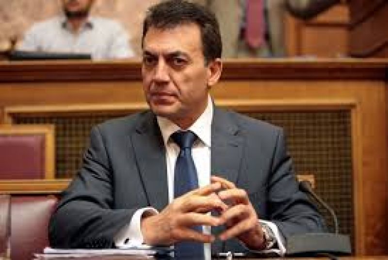 Γ. Βρούτσης: Όλεθρος οι νέες αυξήσεις στις ασφαλιστικές εισφορές