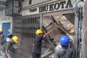 Ξεπέρασαν τους 160 οι νεκροί από τον σεισμό στην Ινδονησία