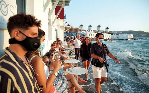 Ποια νησιά κινδυνεύουν με μέτρα... Μυκόνου-Τι προτείνουν οι επιχειρηματίες
