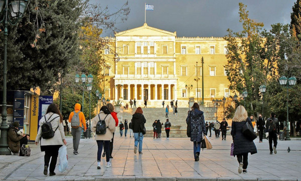 Ευρωβαρόμετρο:Το 66% στην Ελλάδα διαπιστώνει πτώση στο βιοτικό του επίπεδο