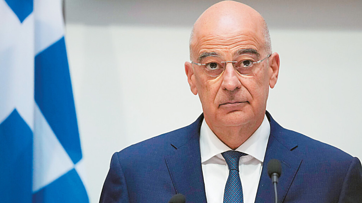 Δένδιας: Στη συνάντηση της ομάδας για την άμυνα στην Ουκρανία