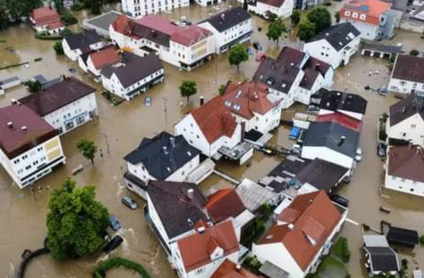 Γερμανία: «Πλημμύρες του αιώνα» στη Βαυαρία, εκκενώσεις οικισμών
