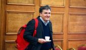 Άφησε τη ρήξη και έπιασε «την αμοιβαία λύση», ο Τσακαλώτος