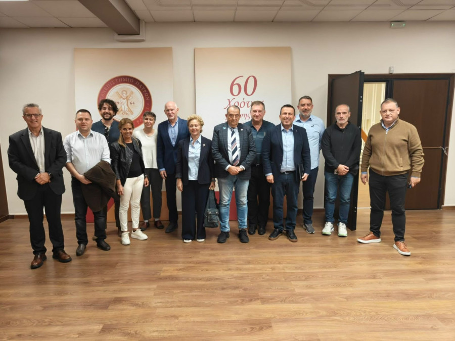 ΠΑΣΟΚ: Ουσιαστική ενίσχυση των περιφερειακών Πανεπιστημίων και ίσες ευκαιρίες για τη νέα γενιά