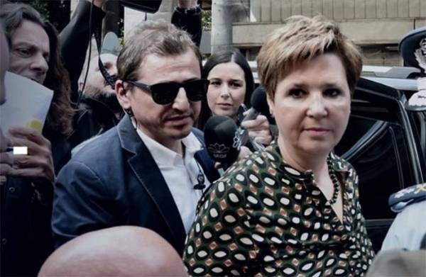 Υπό αποδοκιμασίες στο ΑΤ Ομονοίας η Γεροβασίλη